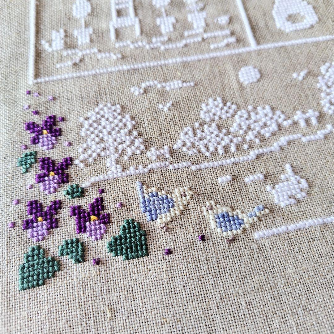 専用　クロスステッチ完成品✤ヴェロニク・サモイロフ✤