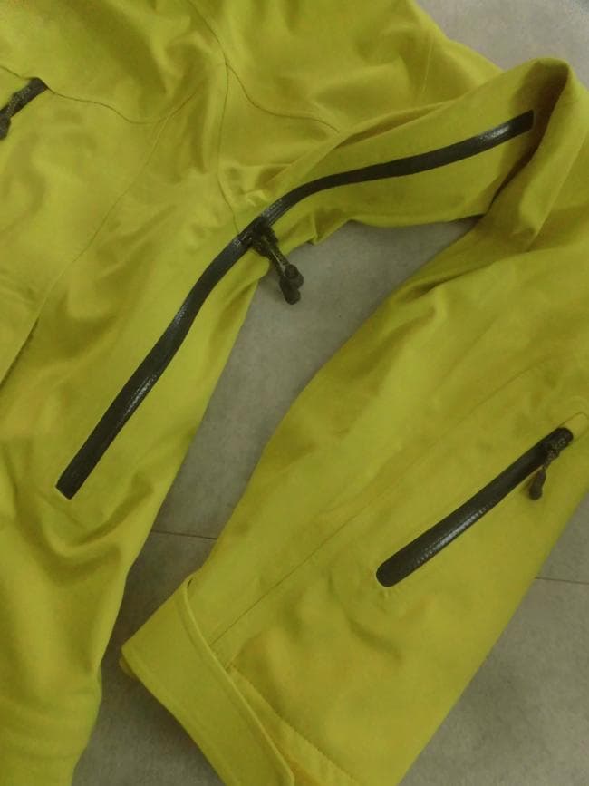 美品 MAMMUT マムート ストーニージャケット M ハードシェル スキー