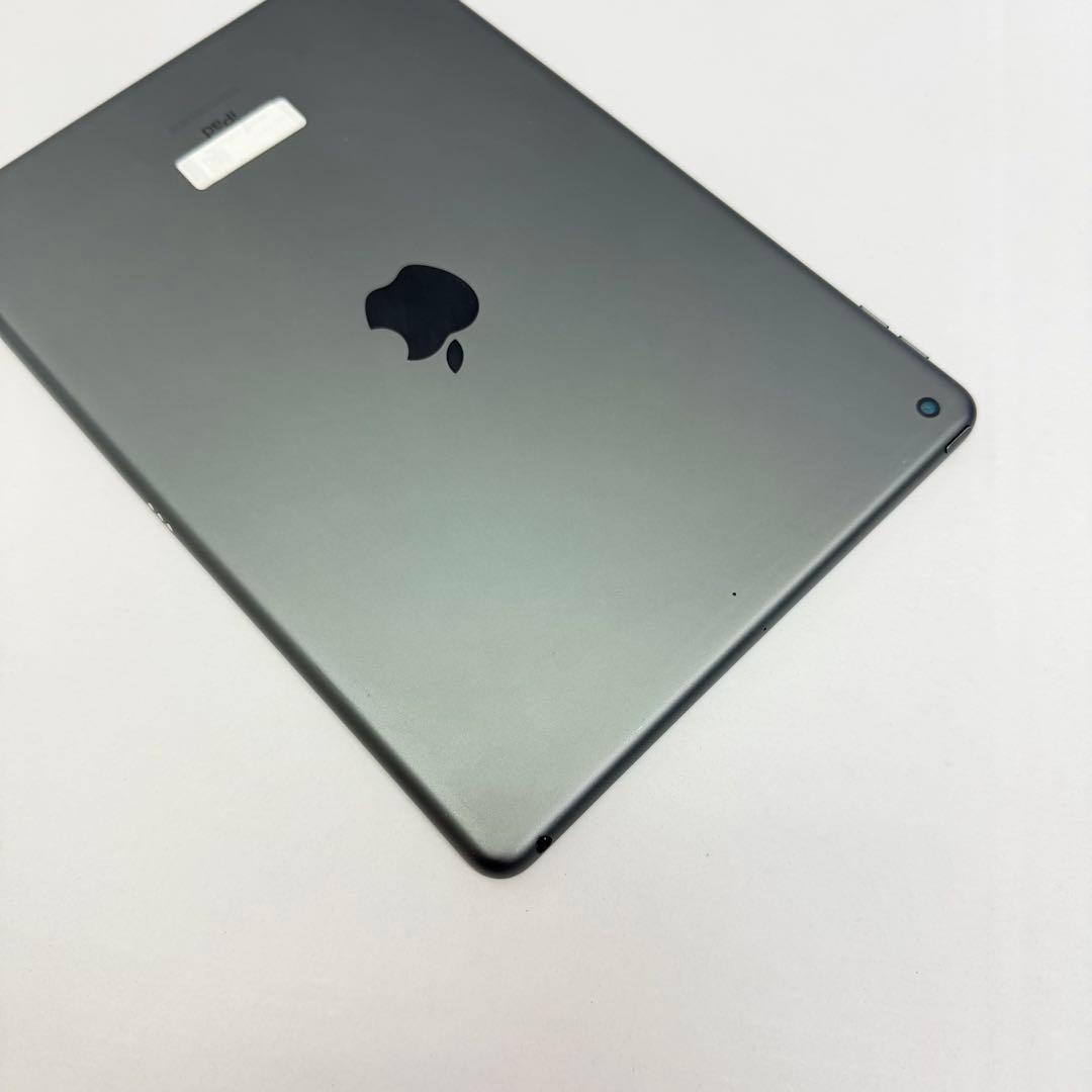 良品iPad (第7世代) Wi-Fiモデル32GB スペースグレー