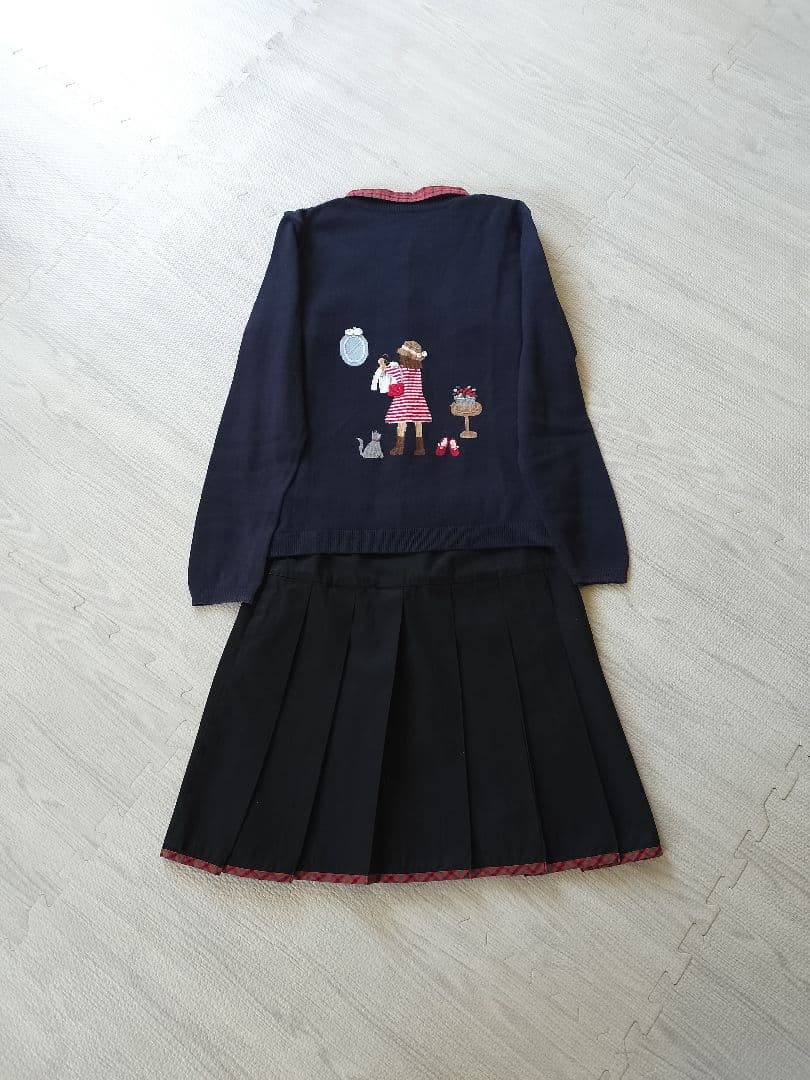 ファミリア　150 　カーディガン　　スカート