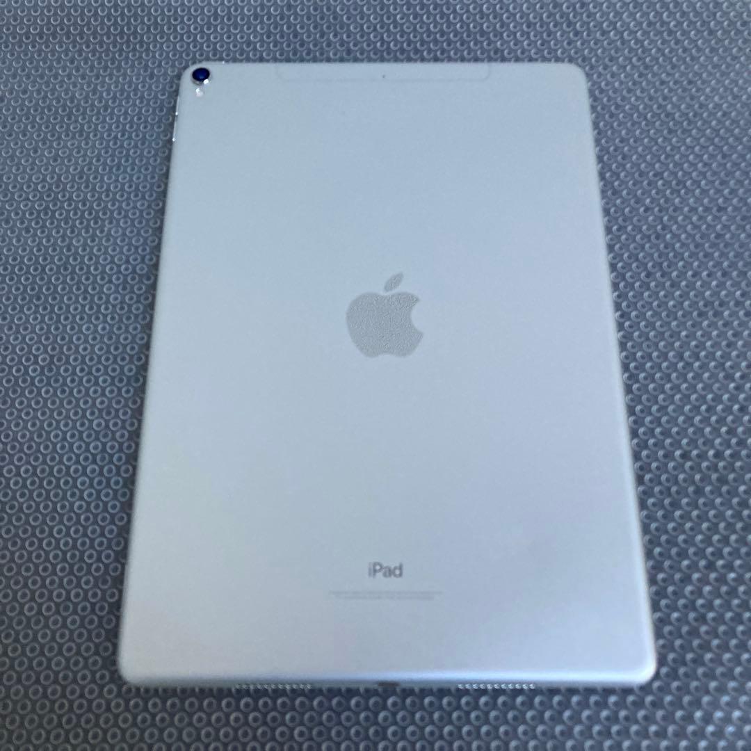 817 電池良好☆iPad Pro 64GB 10.5インチ SIMフリー☆