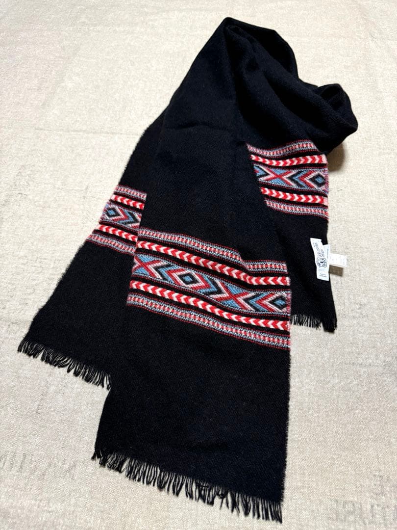 Johnstons／BEAMS別注／カシミヤ100%／ネイティブ柄／ストール