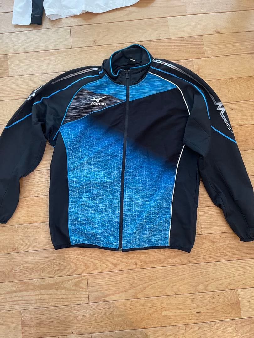 ミズノ　テニスウェア　ジャケット