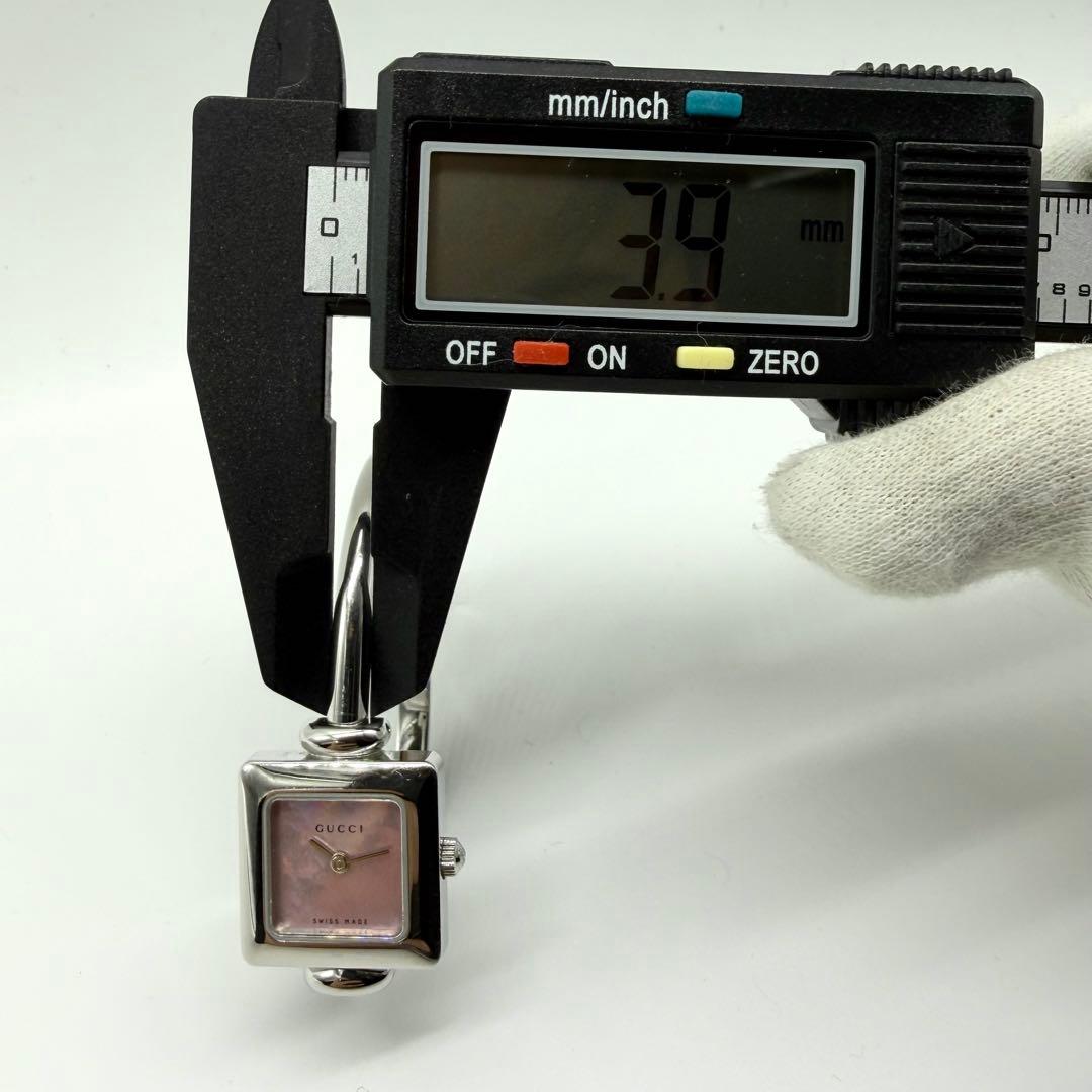 【稼働】グッチ 1900L 腕時計 ピンクシェル スイス製 バングルウォッチ