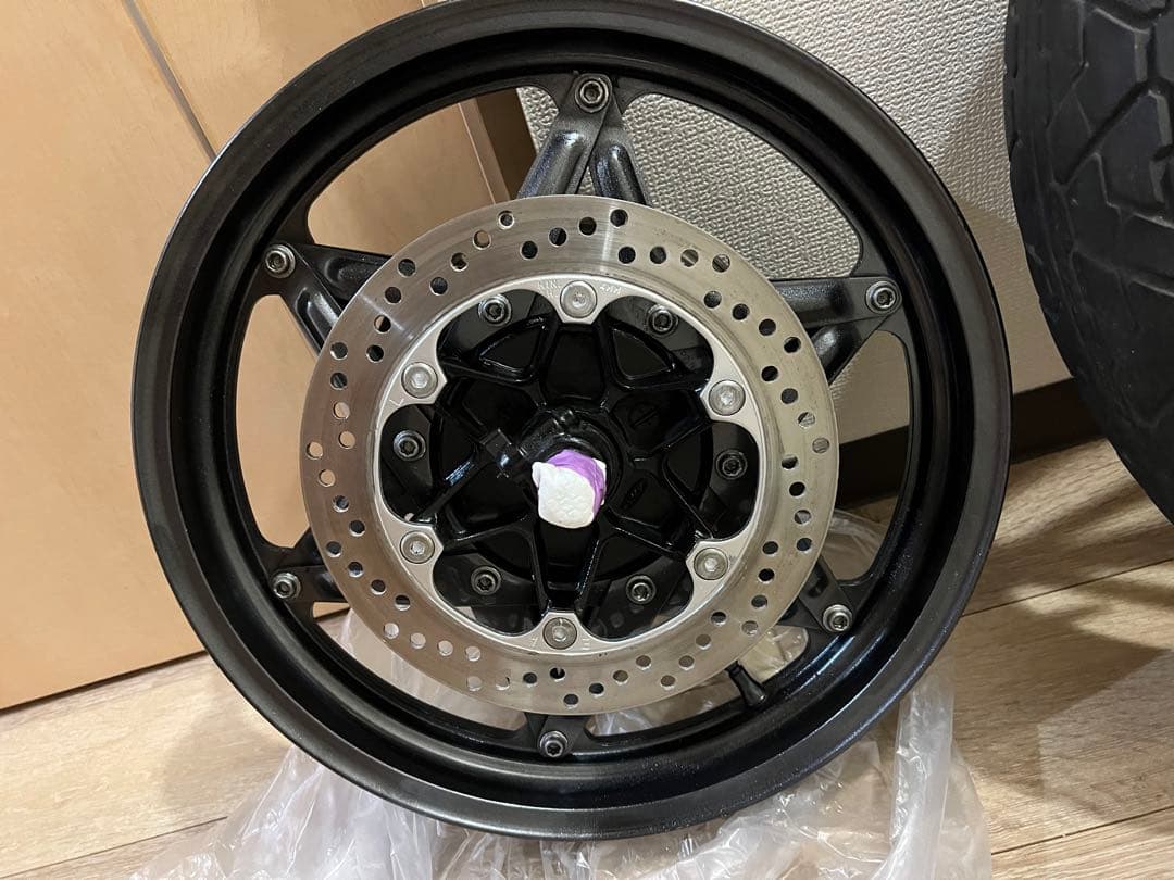 cbr400f ホイール前後