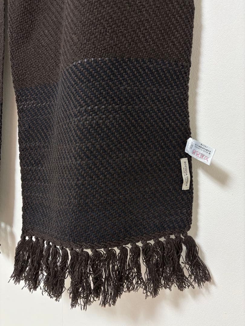 BOTTEGA VENETA イントレチャートカシミア・ラムレザーマフラー