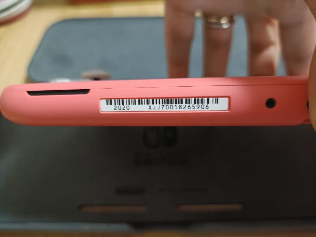 Nintendo Switch Lite　ピンク +SDカート+公式カバー訳あり