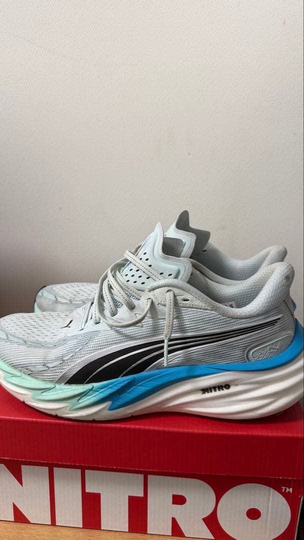 プーマ（PUMA）ランニングシューズ ヴェロシティ ニトロ 4