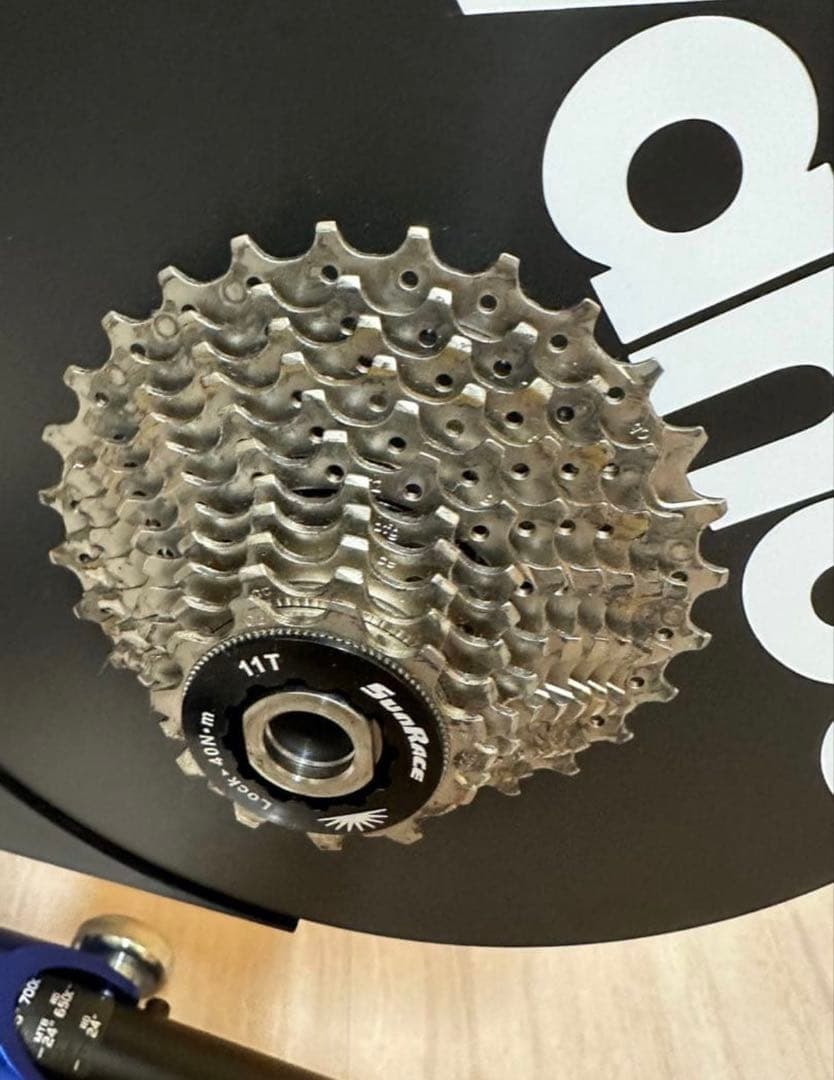 Wahoo KICKR トレーニングローラー