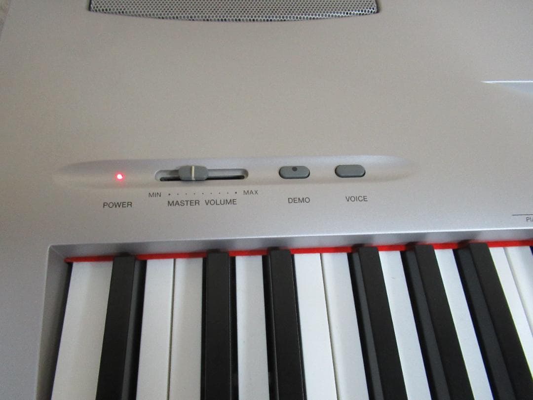 ヤマハ　P-60S　スタンド付き