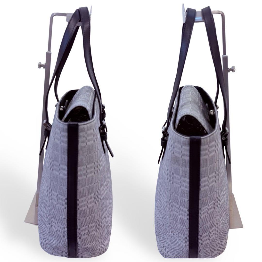 BURBERRY ノバチェック トートバッグ グレー A4収納可 肩掛けかばん