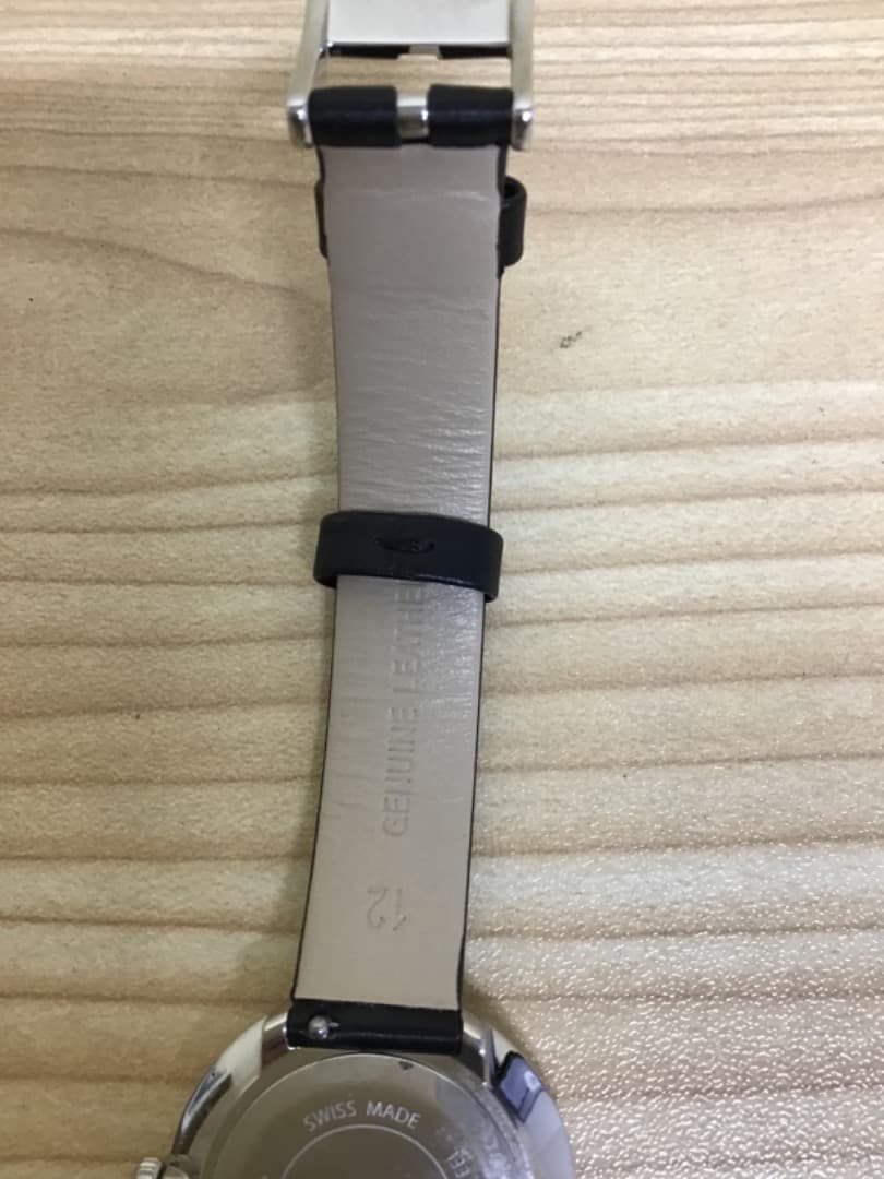 【WＲ】Swarovski ラバーベルト 時計　5706663 稼働品