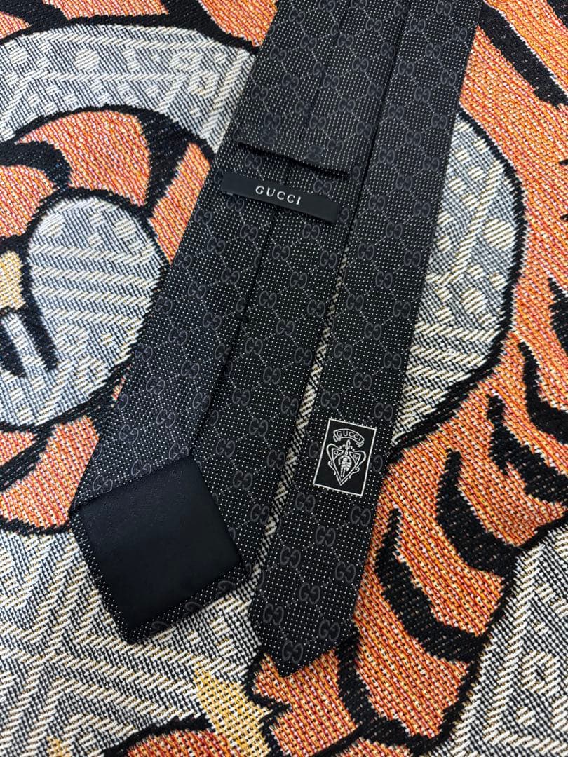 GUCCI ブラック GGパターン ネクタイ