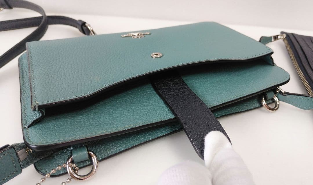 いの☆コーチ☆お財布ショルダー バッグ ミニショルダー☆ポーチ付き☆革