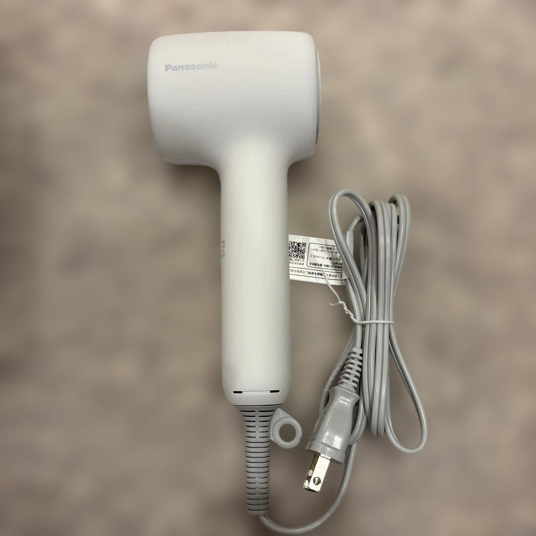 最新モデル　パナソニック　ヘアドライヤー　イオニティ
