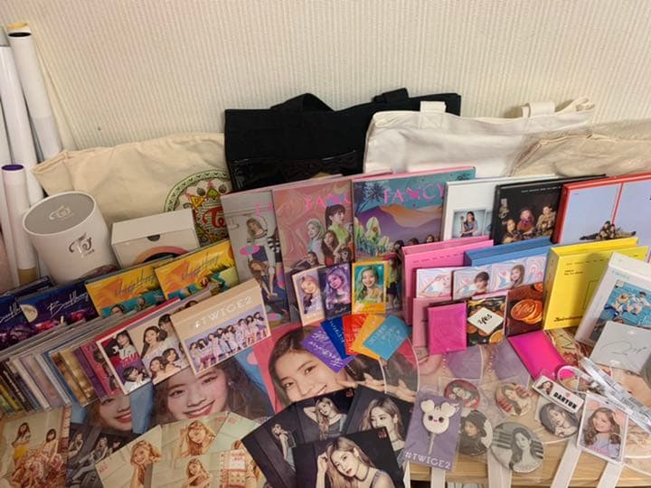 TWICE グッズ まとめ売り