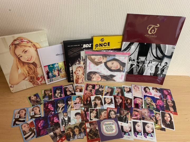 TWICE グッズ まとめ売り