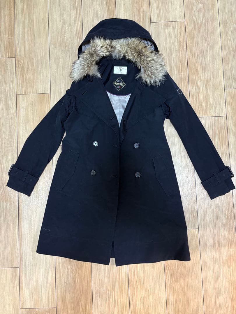 AIGLE エーグル GORETEX ファー付きトレンチコート黒 レディース　S