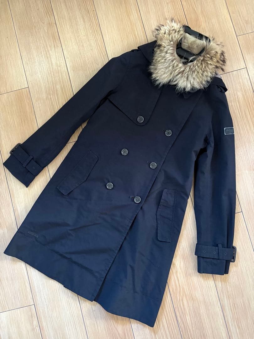 AIGLE エーグル GORETEX ファー付きトレンチコート黒 レディース　S