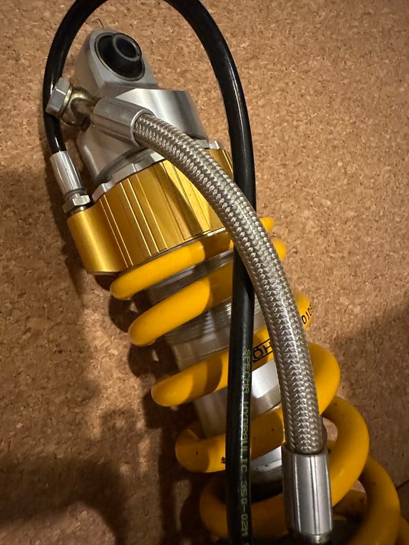 期間限定お値下げ中　MT09 オーリンズリアサスペンション