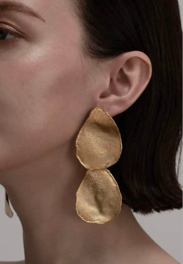 marge tokyo ピアス　gold 結婚式