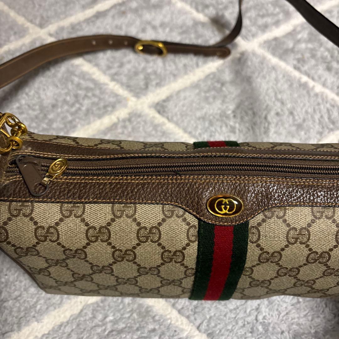 おおまめ！！Gucci GGキャンバス ショルダーバッグ