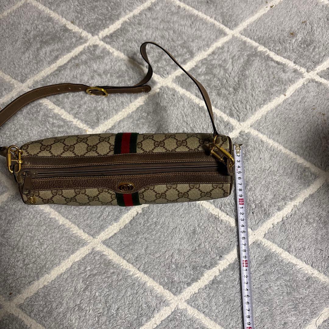 おおまめ！！Gucci GGキャンバス ショルダーバッグ