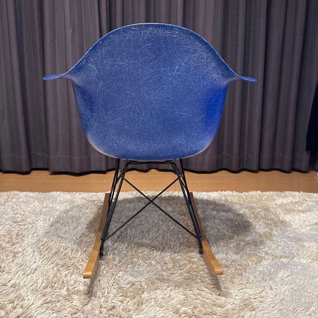 ハーマンミラー社　イームズ　サイドシェルチェア