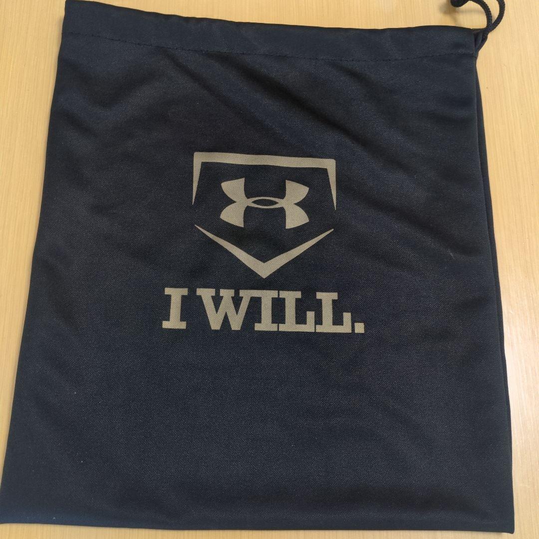 Under Armour 軟式野球グローブ 山崎康晃選手サイン入り 黒/青