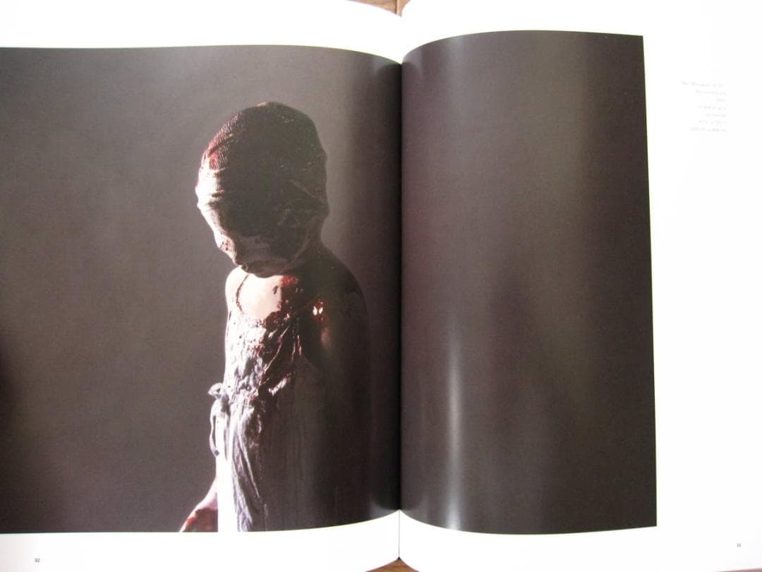 I Was a Child　Gottfried Helnwein　直筆サイン入り