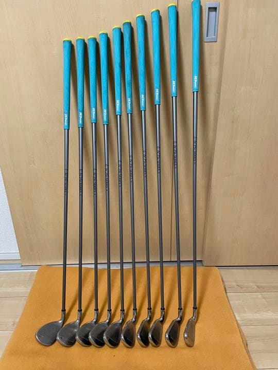 Callaway キャロウェイ　キャディバッグ、アイアンセット