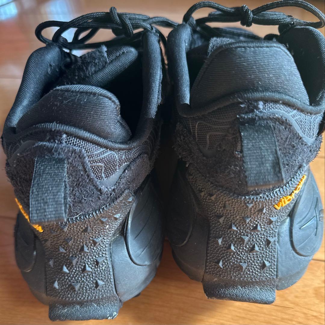 靴 REEBOK ZIG KINETICA 2.5 EDGE 23cm