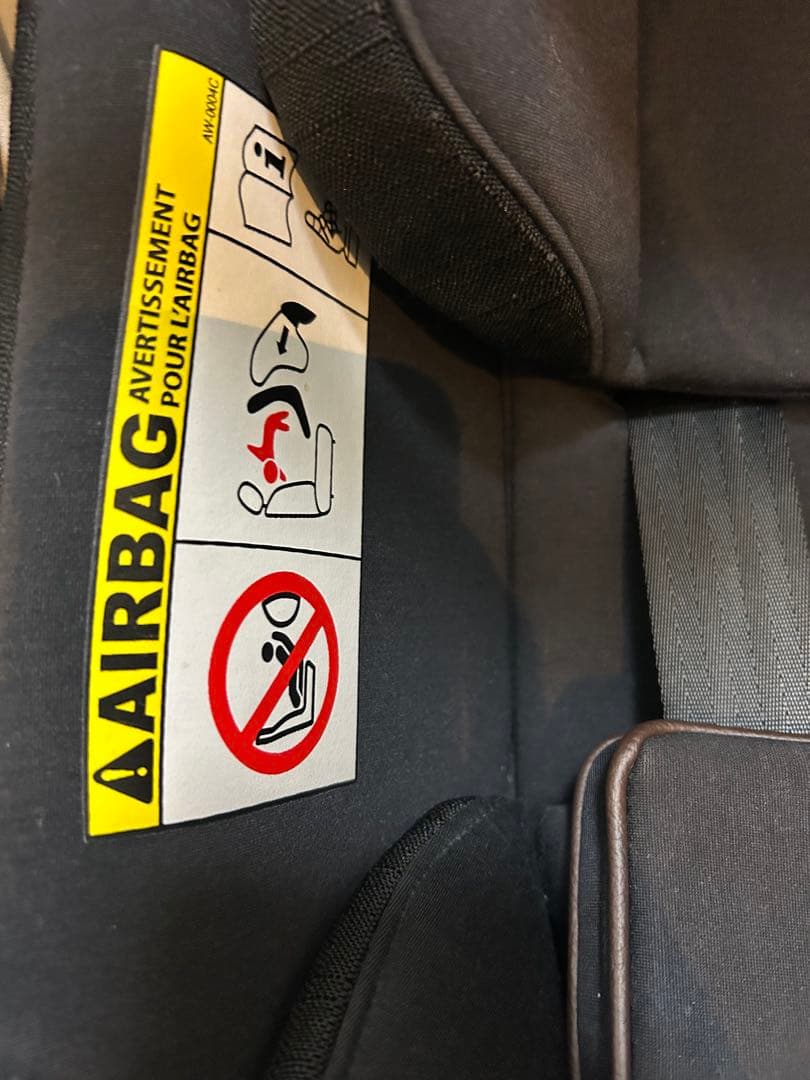 ヌナ nuna チャイルドシート　PIPA next リベテット