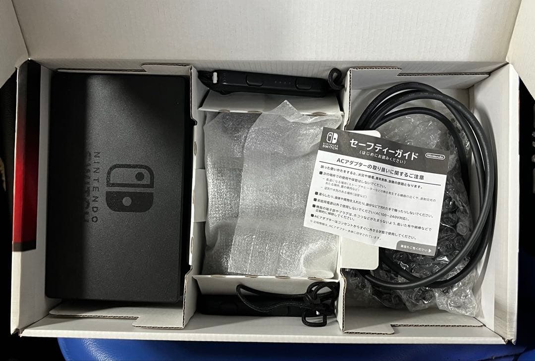 【完品】Nintendo Switch 本体 128GBメモリ付