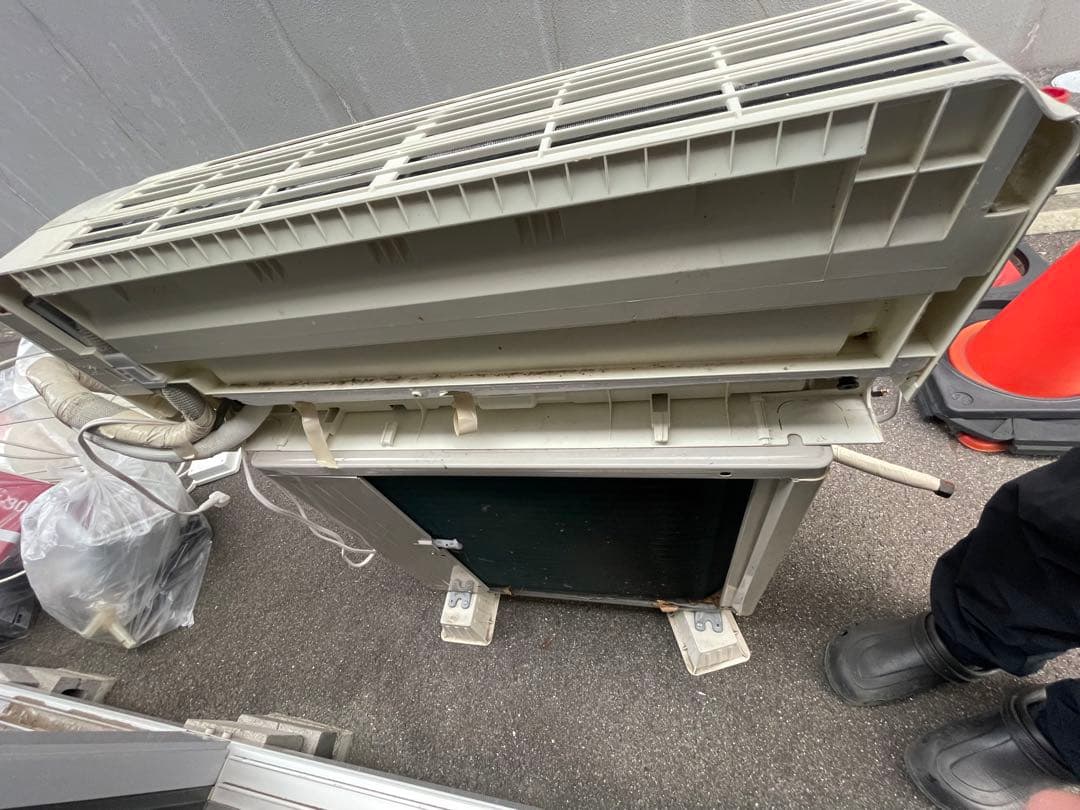 【直接引取り限定】SHARP エアコン 室外機 2019年製