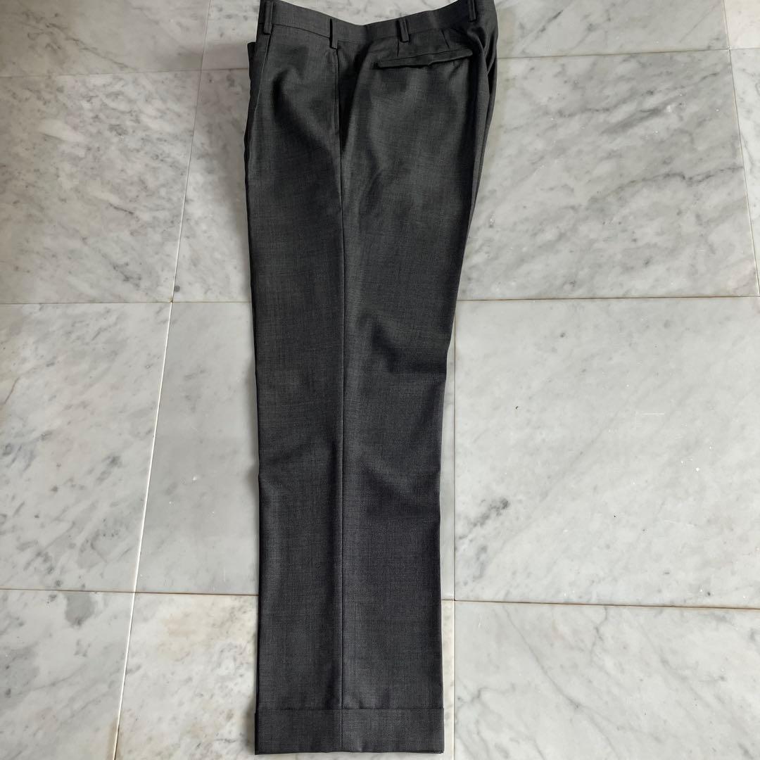 大きいサイズ　バーバリー　春秋物　シルク混生地使用　セットアップ