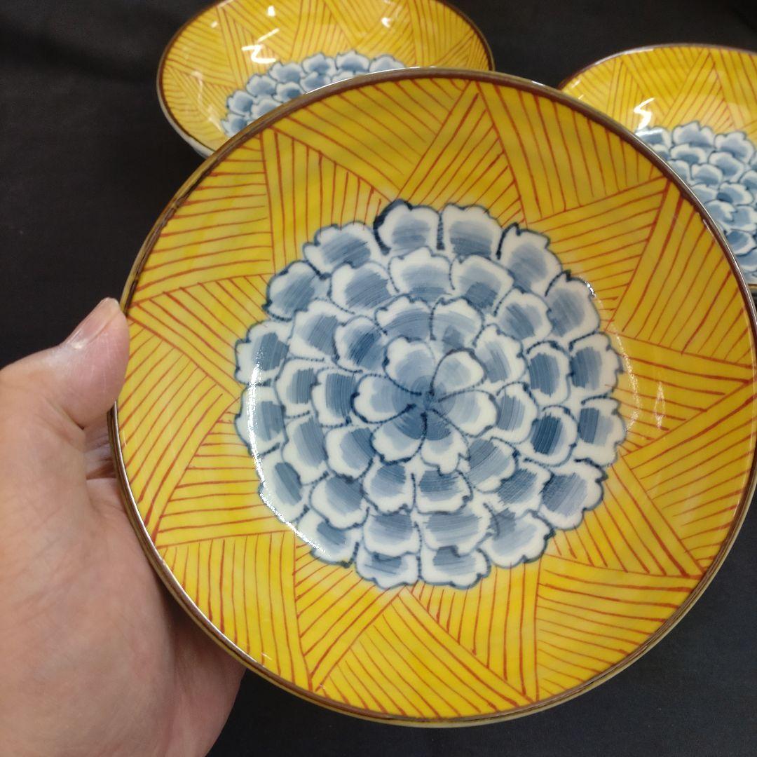 らら、おでん鉢、煮物鉢