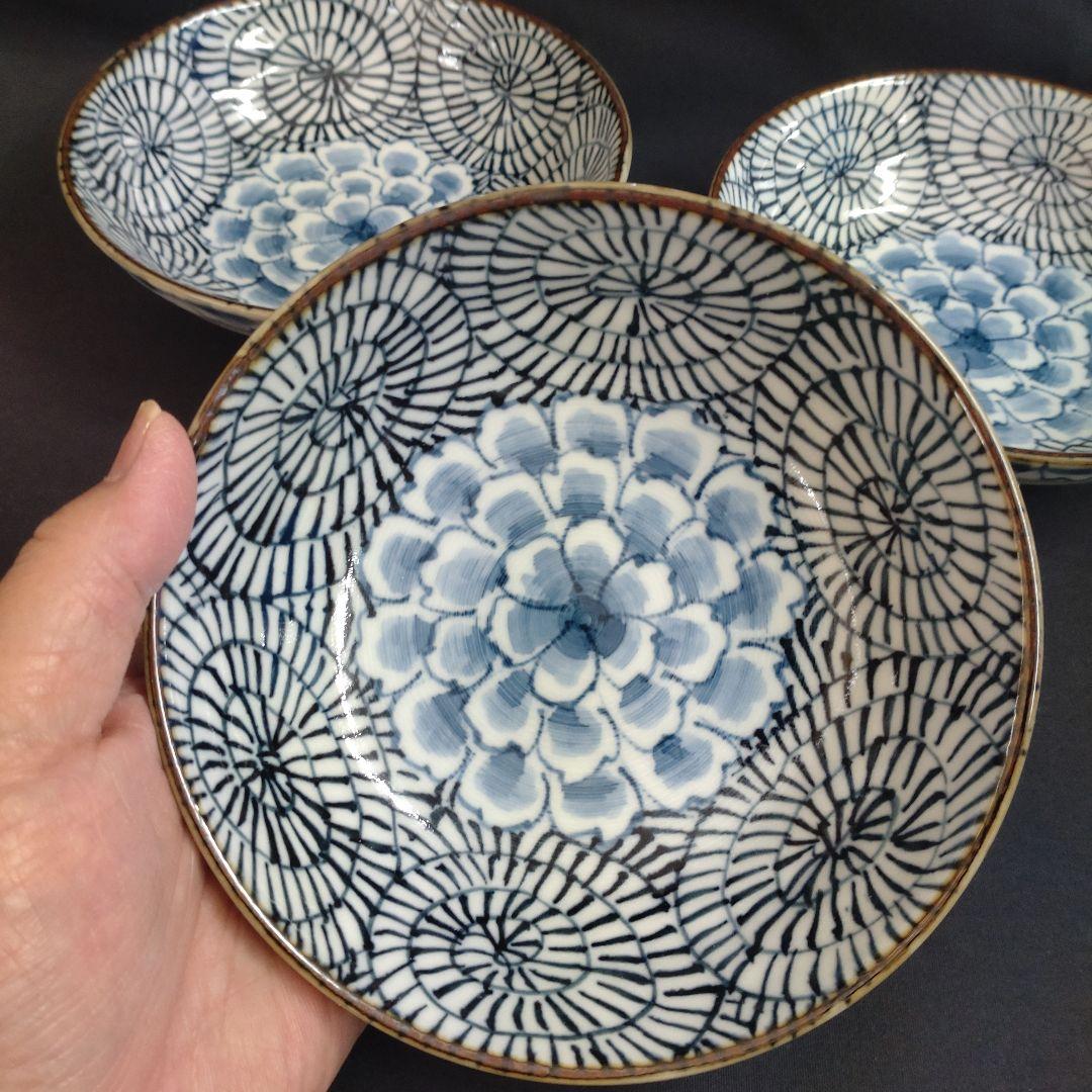 らら、おでん鉢、煮物鉢