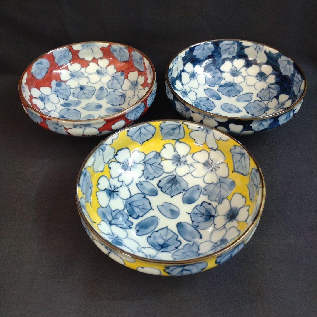 らら、おでん鉢、煮物鉢