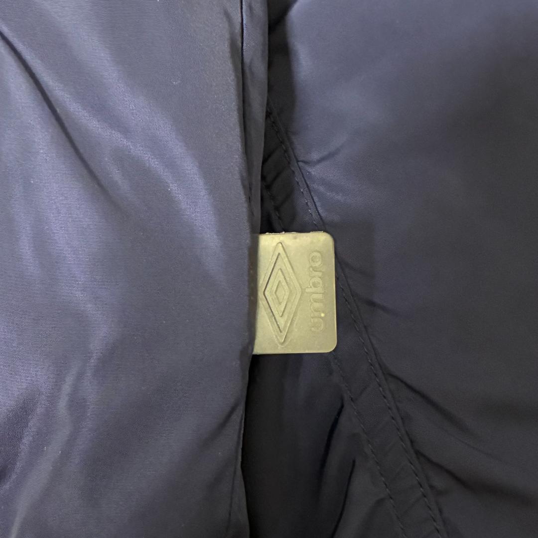 希少 UMBRO アンブロ ナイロンジャケット 紺 L フルジップ ブルゾン