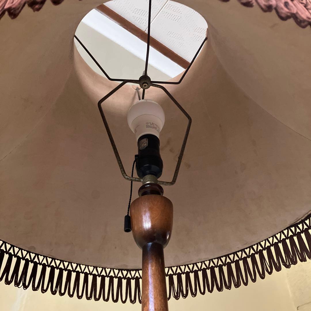 クラシックスタイル 木製フロアランプアンティーク　薔薇　ヴィンテージイケダ製作所