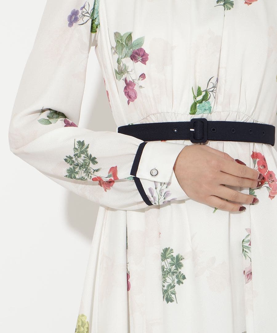 アンド クチュール クラシックフラワーワンピース ホワイト