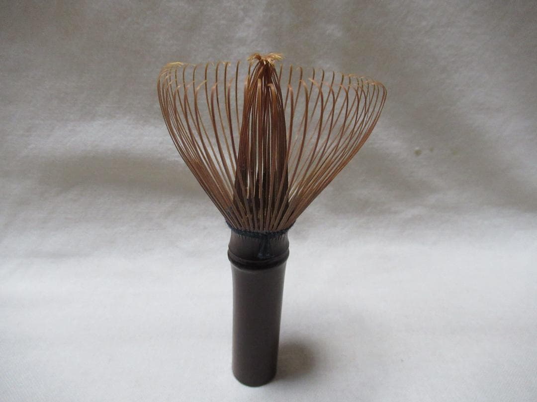 茶道具　茶筅２本　煤竹弥三郎作　白竹久保左京