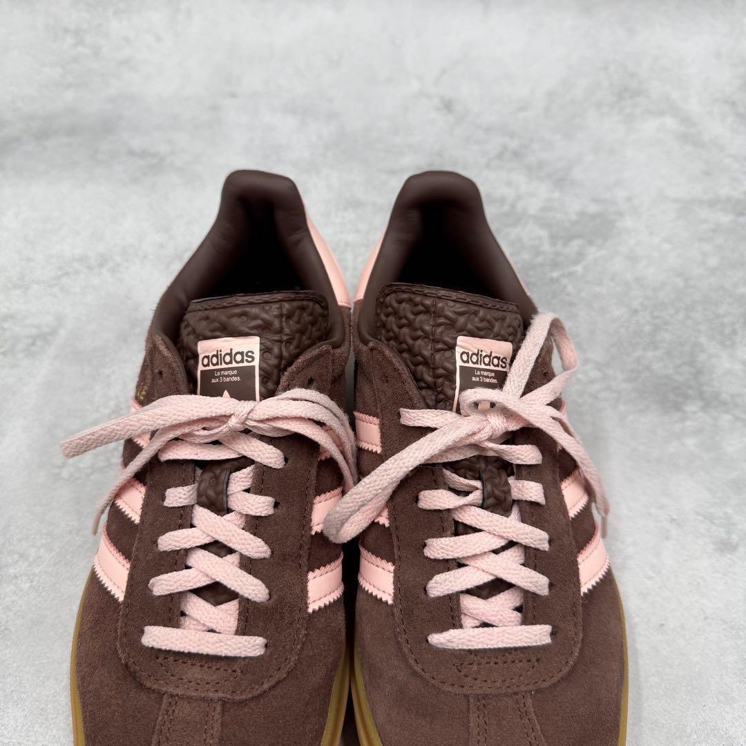 addidas ガゼルボールド 厚底 スニーカー ブラウン×ピンク