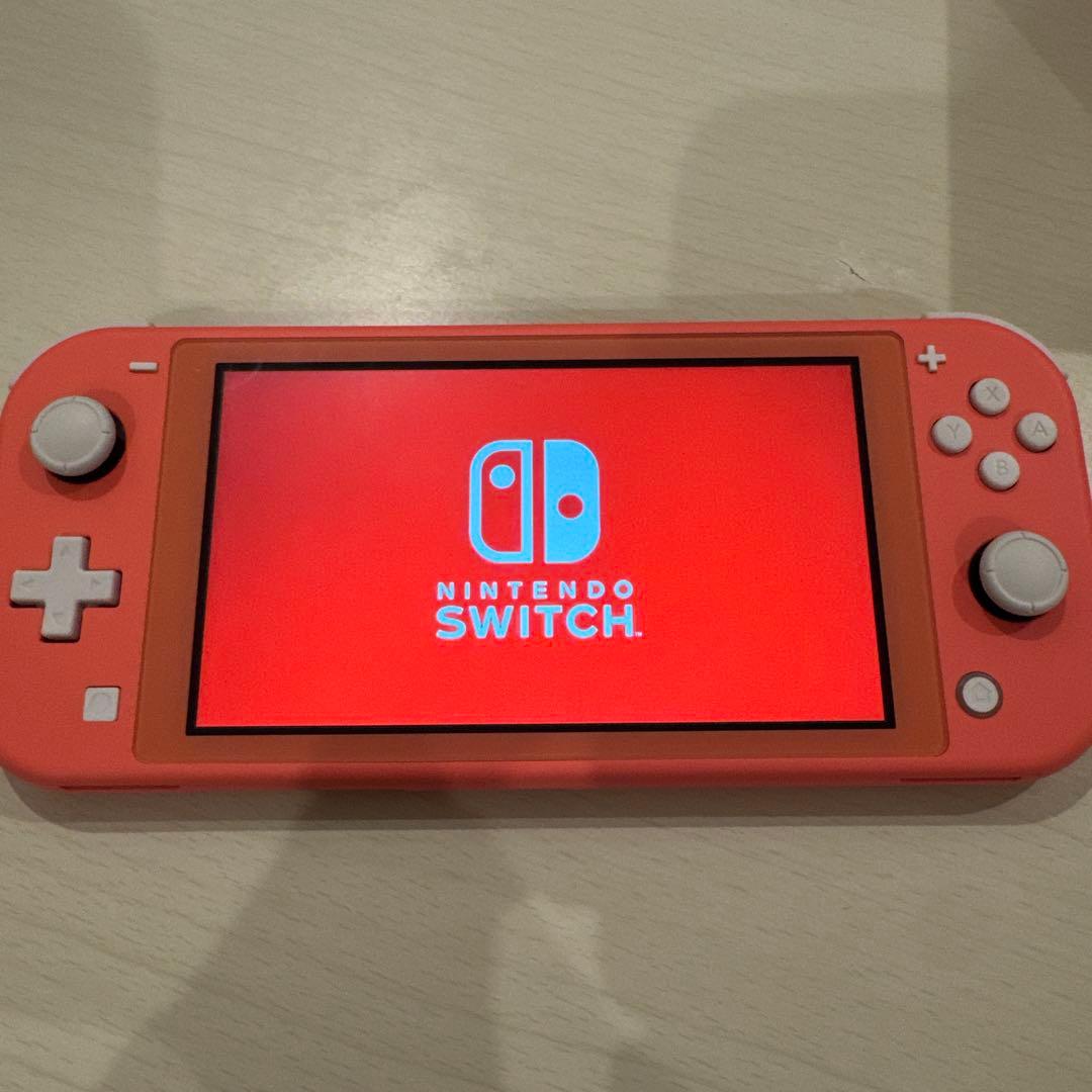 スイッチライト　コーラル