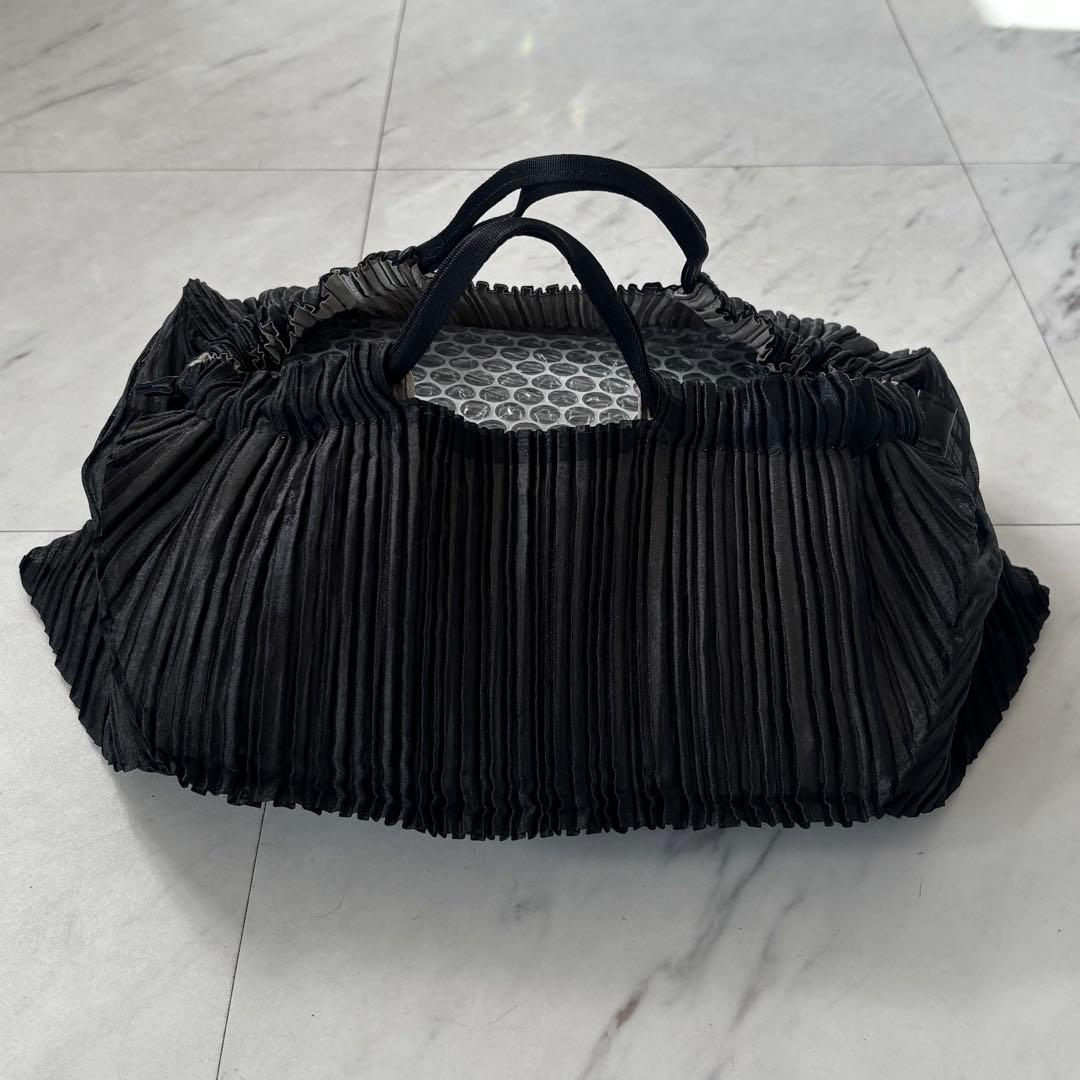 ＊未使用＊ ISSEY MIYAKE / イッセイミヤケ プリーツ トートバッグ