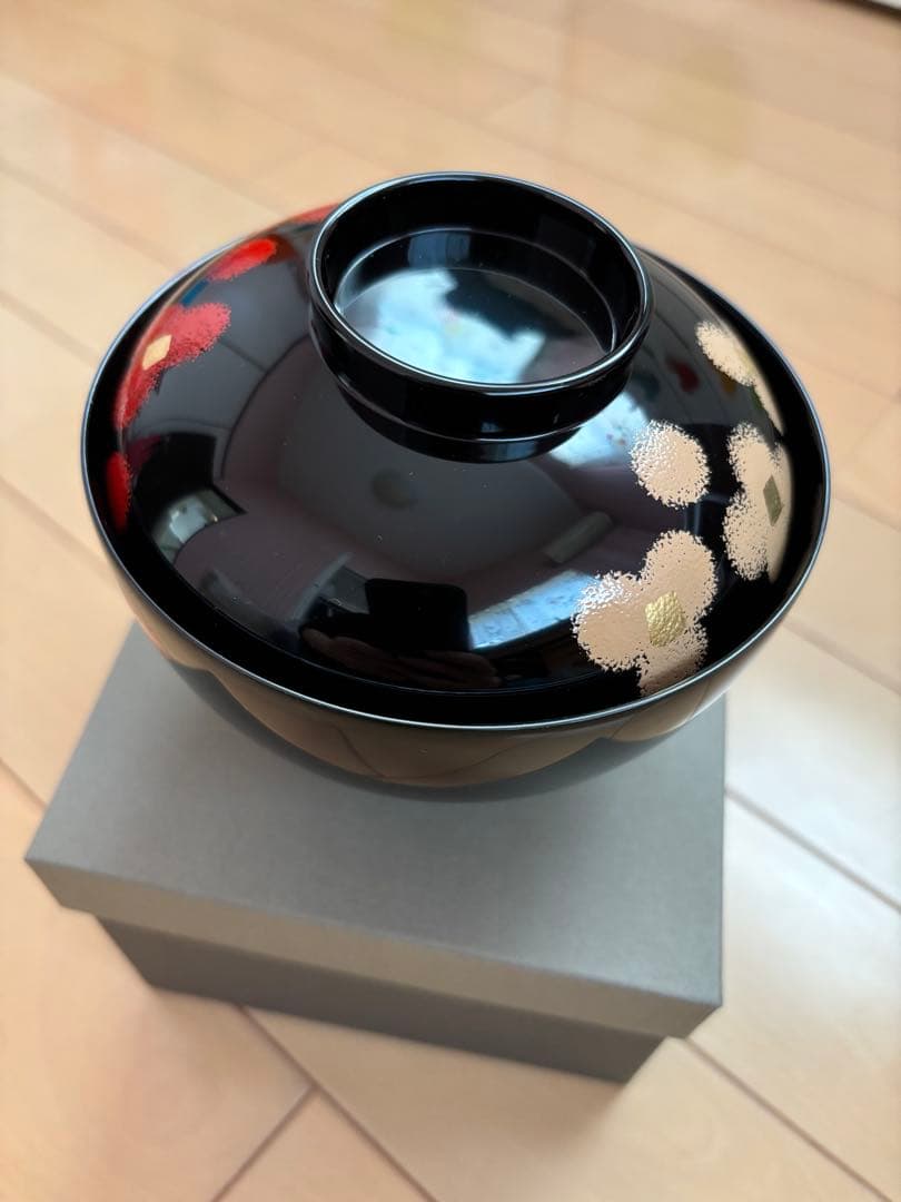 雑煮椀 5客+1客　紅白華 総黒 漆塗り 箱付き