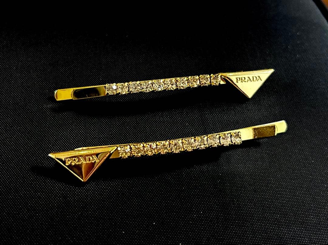 ‎*読様 【値下げ】PRADA トライアングルヘアピン 2本セット