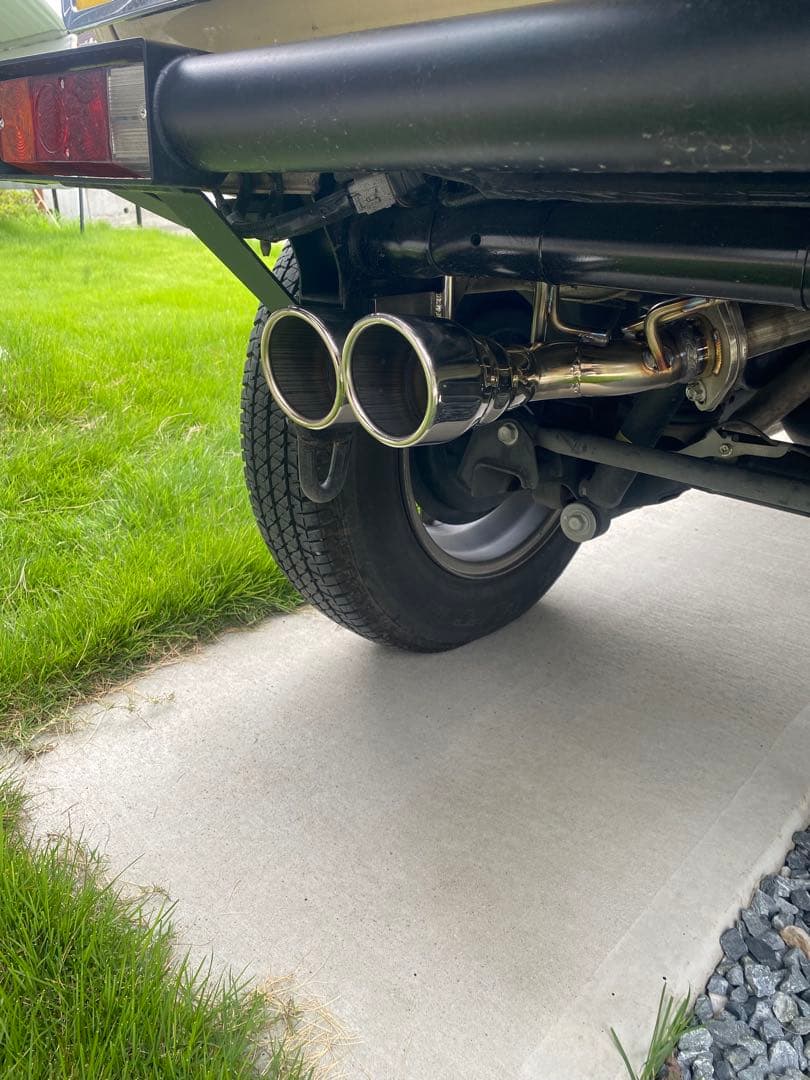 ジムニー　jb64 Wirus Win ツインマフラー