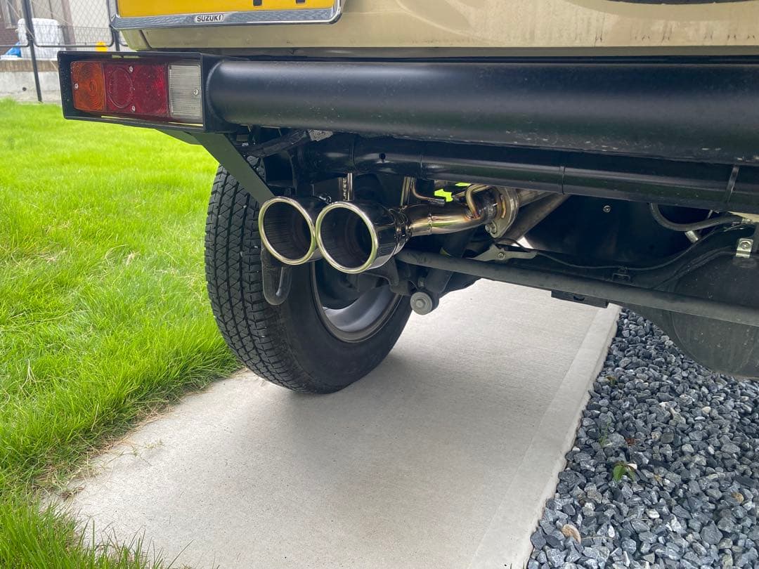 ジムニー　jb64 Wirus Win ツインマフラー